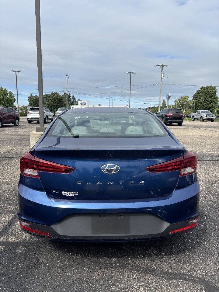 Used 2019 Hyundai Elantra SE FWD image 8