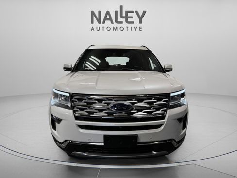 Used 2018 Ford Explorer Limited w/ Equipment Group 301A image 8