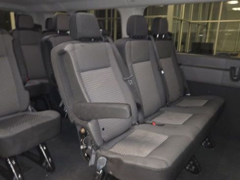 Used 2023 Ford Transit 350 XLT image 22