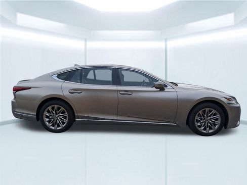 Used 2018 Lexus LS 500 500 Base w/ Interior Upgrade Package image 19