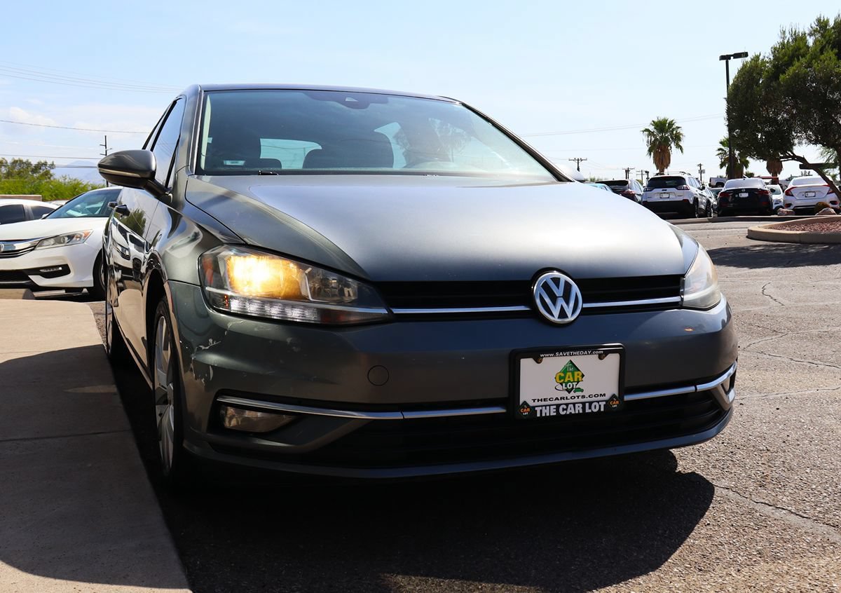 Used 2019 Volkswagen Golf SE w/ Driver Assistance Package FWD image 18