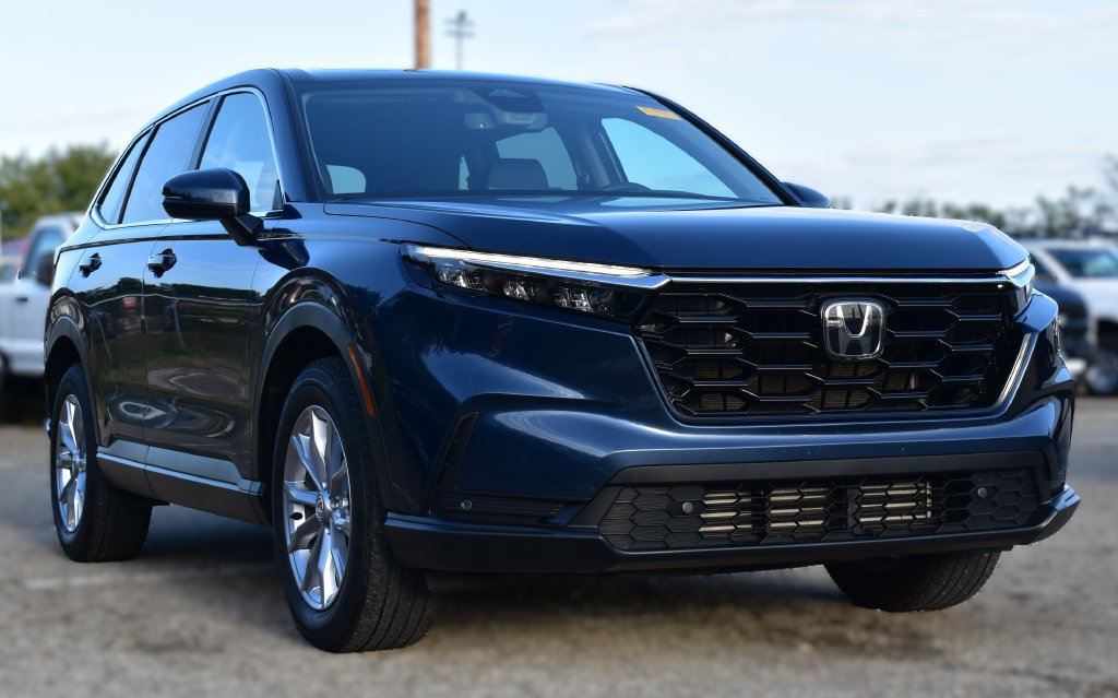 Used 2023 Honda CR-V EX-L image 3