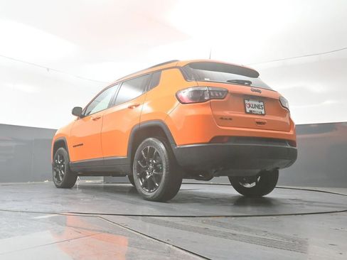 New 2026 Jeep Compass Latitude AWD/4WD image 42
