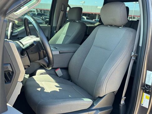 Used 2017 Ford F150 XLT w/ Equipment Group 302A Luxury image 8