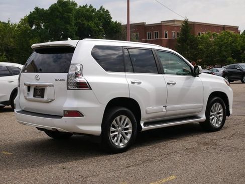 Used 2015 Lexus GX 460 w/ Premium Package AWD/4WD image 5