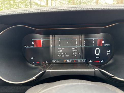 Used 2021 Ford Mustang Shelby GT500 w/ Technology Package RWD image 16