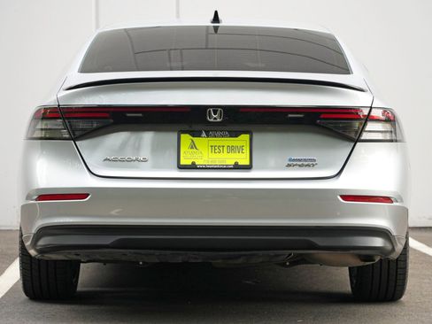 Used 2023 Honda Accord Sport image 10