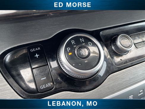 Used 2025 Ford Expedition Max Platinum AWD/4WD image 16