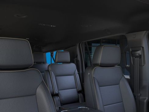 New 2025 Chevrolet Suburban Premier RWD image 24