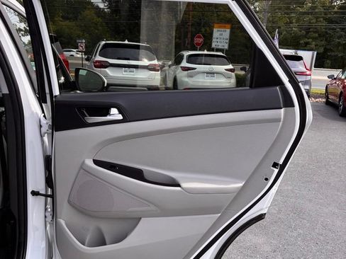 Used 2019 Hyundai Tucson SE AWD/4WD image 22