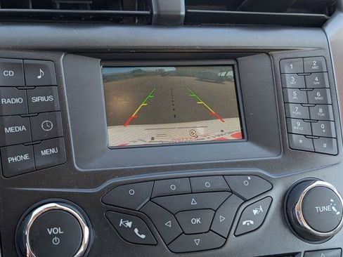 Used 2017 Ford Fusion SE image 24