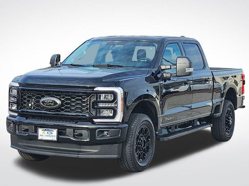 New 2026 Ford F350 XLT image 2