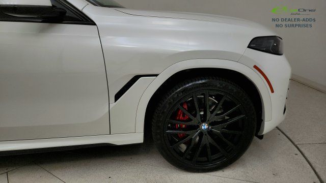 Used 2024 BMW X6 xDrive40i w/ M Sport Professional Package AWD/4WD image 21