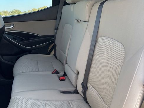 Used 2017 Hyundai Santa Fe Sport image 11