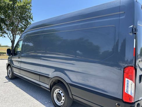 Used 2020 Ford Transit 250 148 High Roof Extended RWD image 15