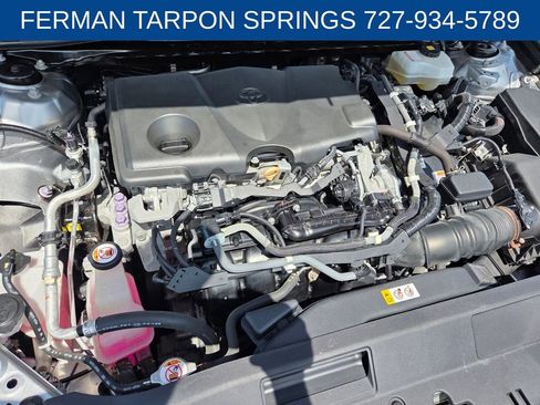 Used 2020 Toyota Camry LE image 21