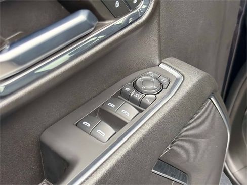 Used 2024 Chevrolet Silverado 2500 LTZ image 27