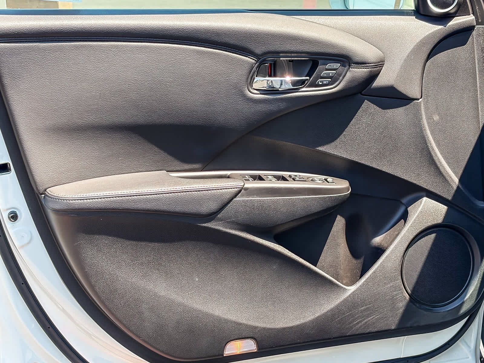 Used 2018 Acura RDX AWD image 39