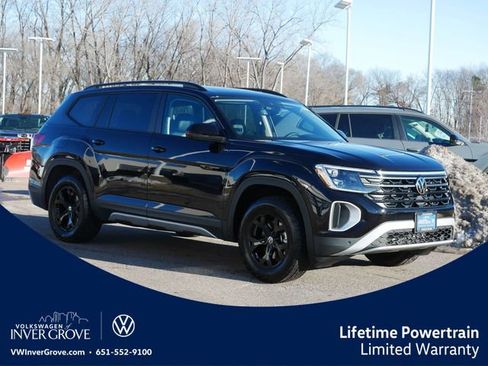 New 2026 Volkswagen Atlas Peak Edition image 1