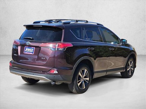 Used 2017 Toyota RAV4 XLE image 5