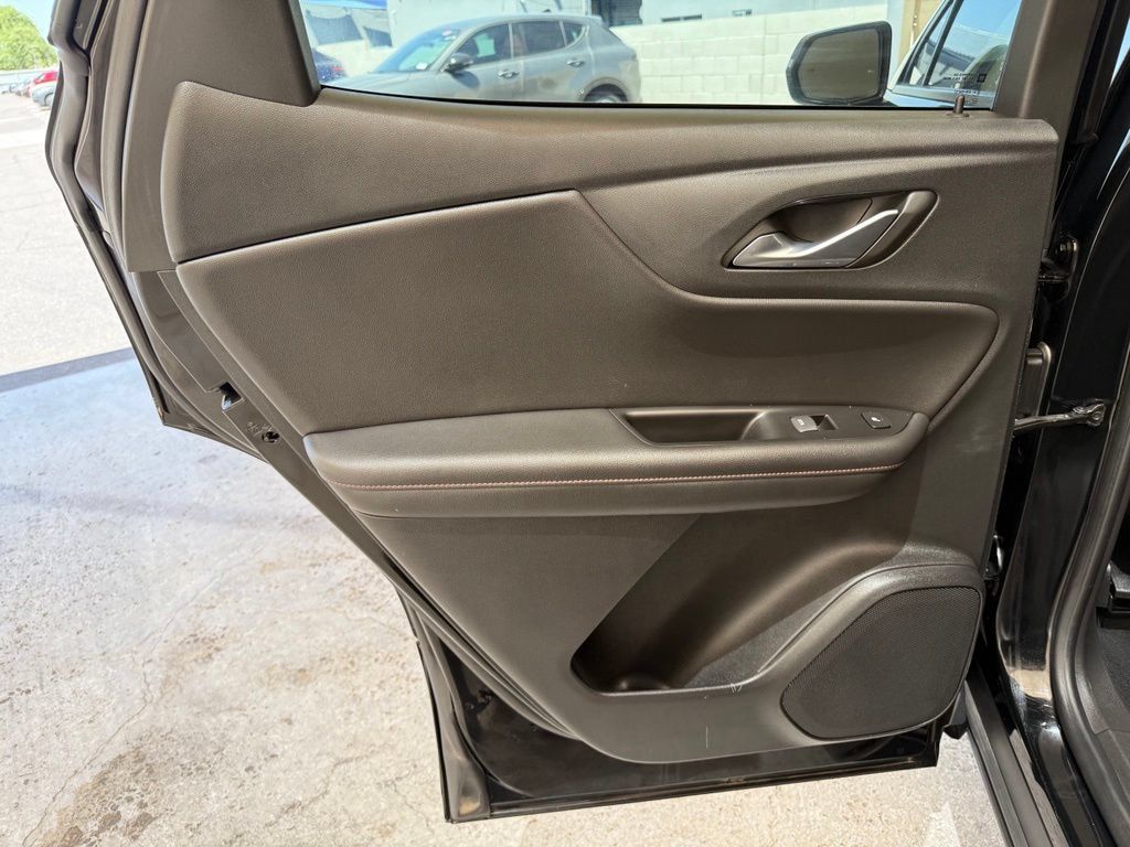 Used 2023 Chevrolet Blazer RS w/ Enhanced Convenience Package FWD image 20