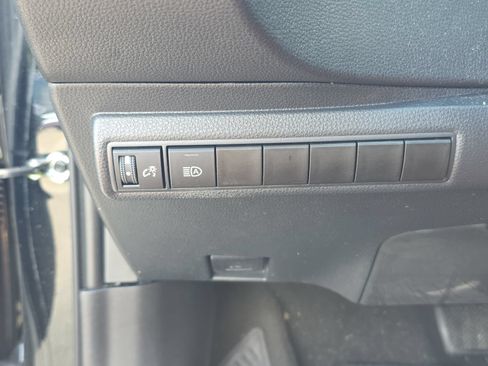 Used 2024 Toyota Corolla SE FWD image 23