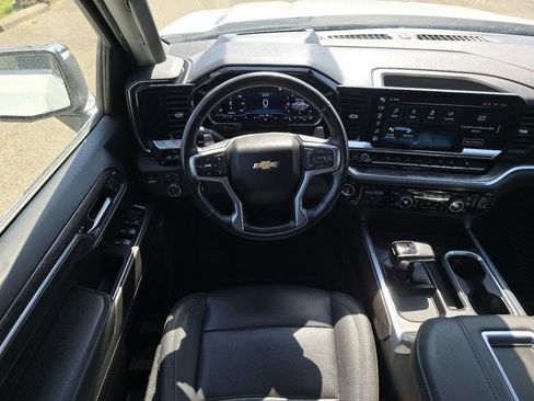 Used 2022 Chevrolet Silverado 1500 LTZ w/ Technology Package AWD/4WD image 27