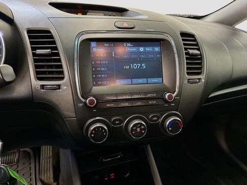 Used 2018 Kia Forte LX w/ LX Popular Package image 25