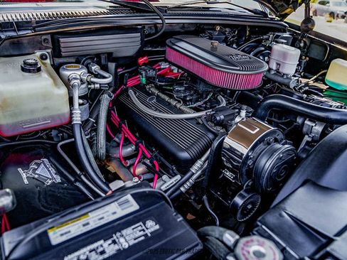 Used 1990 Chevrolet Silverado 1500 454 SS image 25