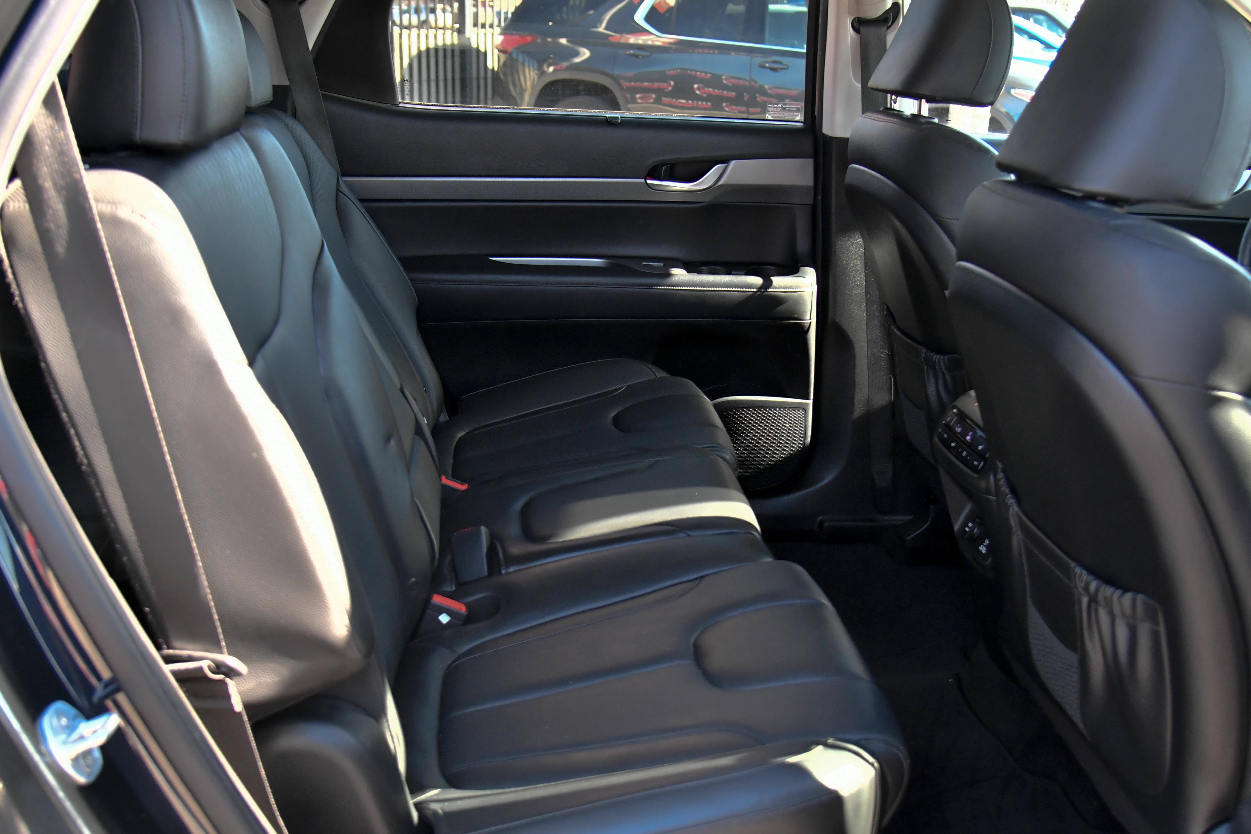 Used 2021 Hyundai Palisade SEL w/ Winter Package AWD/4WD image 52