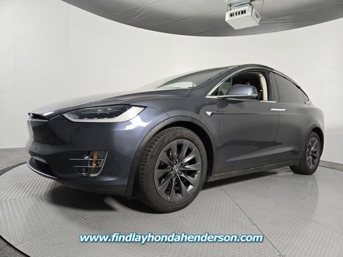 Used 2018 Tesla Model X 75D AWD/4WD image 2