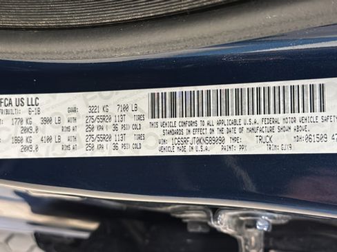 Used 2019 RAM 1500 Laramie AWD/4WD image 26