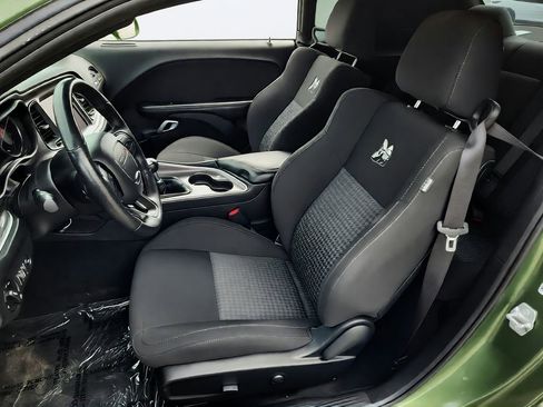 Used 2022 Dodge Challenger R/T Scat Pack RWD image 23