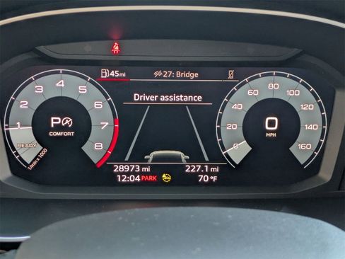 Used 2023 Audi Q3 2.0T Premium w/ Convenience Package image 12