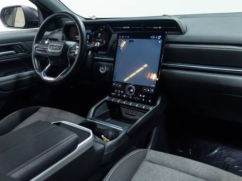 Used 2025 GMC Terrain Elevation FWD image 25
