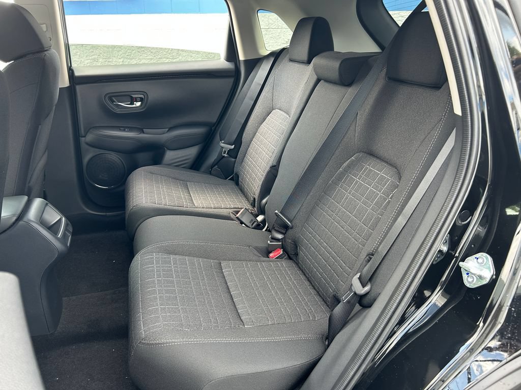 Used 2027 Honda HR-V LX image 14