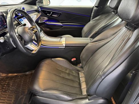 Used 2025 Mercedes-Benz CLE 300 4MATIC Coupe image 19