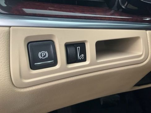 Used 2018 Cadillac XT5 Premium Luxury image 9