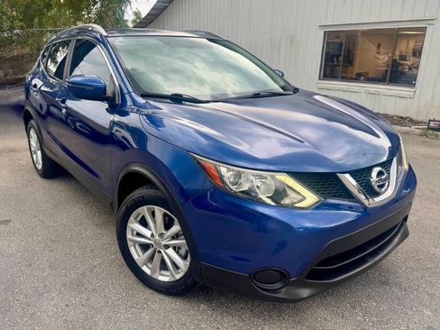 Used 2017 Nissan Rogue Sport SV FWD image 3