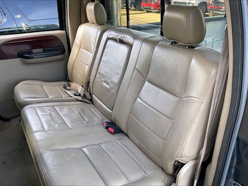 Used 2005 Ford F250 Lariat image 20
