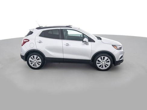 Used 2019 Buick Encore Preferred image 4