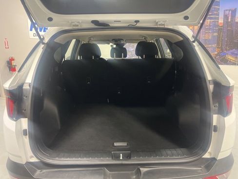 Certified 2023 Hyundai Tucson SE image 25