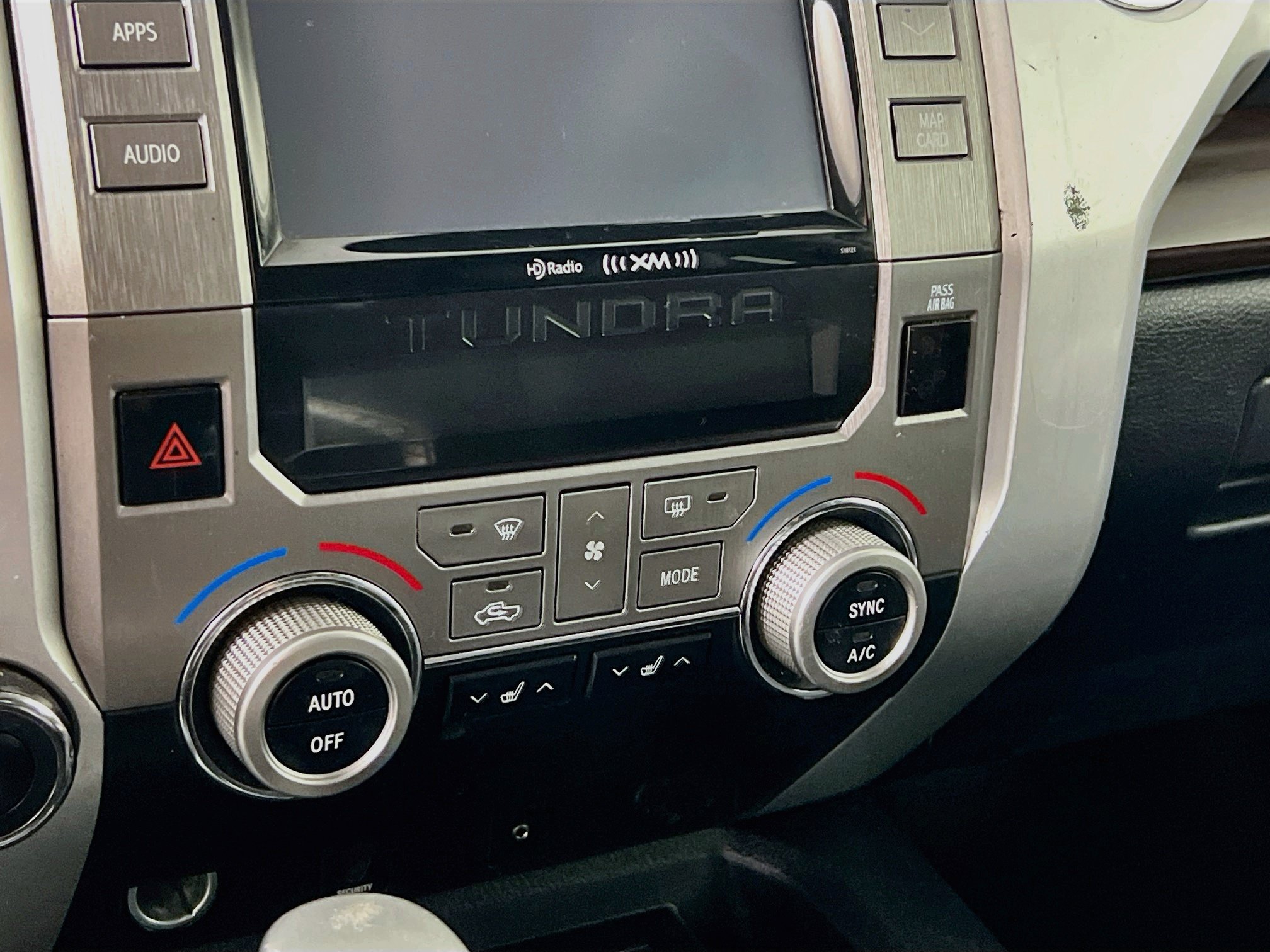 Used 2019 Toyota Tundra Limited w/ Limited Premium Package AWD/4WD image 22