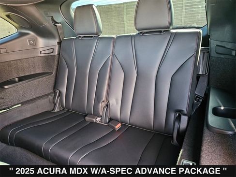 Used 2025 Acura MDX A-Spec image 18