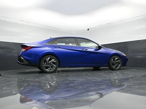 Used 2024 Hyundai Elantra Limited FWD image 54