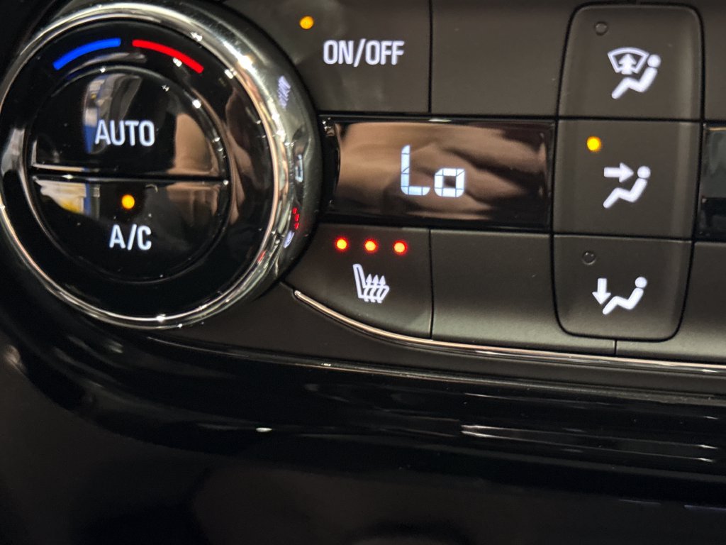 New 2026 Chevrolet Trax ACTIV w/ Driver Confidence Package FWD image 14
