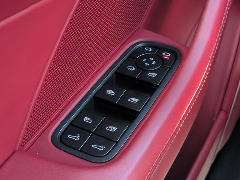 Used 2022 Porsche Panamera 4 Platinum Edition AWD/4WD image 26