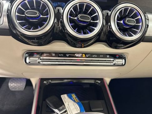 Used 2023 Mercedes-Benz EQB 300 4MATIC w/ Exclusive Package image 22