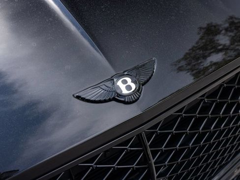 Certified 2025 Bentley Continental GTC AWD/4WD image 19