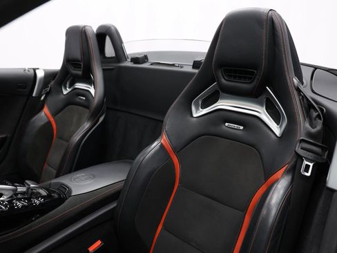 Used 2018 Mercedes-Benz AMG GT C image 16